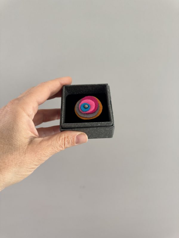 Adjustable Felt Ring- 4 colour combinations - Image 8