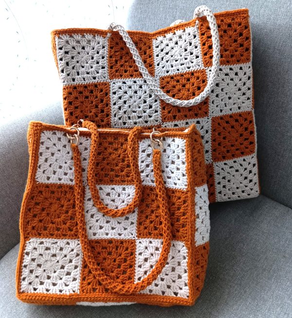 Handmade Crochet Bag – Traditional Motif, Cinnamon & Light Beige, Double Lined with Felt & Linen – Boho Ethical Fashion - Image 2