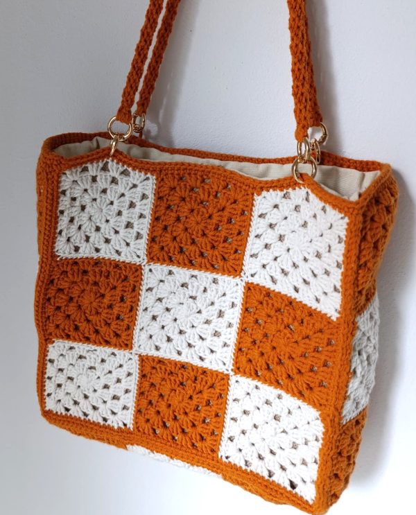 Handmade Crochet Bag – Traditional Motif, Cinnamon & Light Beige, Double Lined with Felt & Linen – Boho Ethical Fashion - Image 5