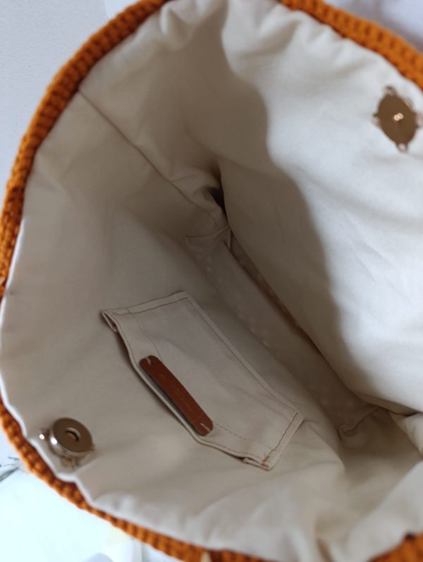 Handmade Crochet Bag – Traditional Motif, Cinnamon & Light Beige, Double Lined with Felt & Linen – Boho Ethical Fashion - Image 6