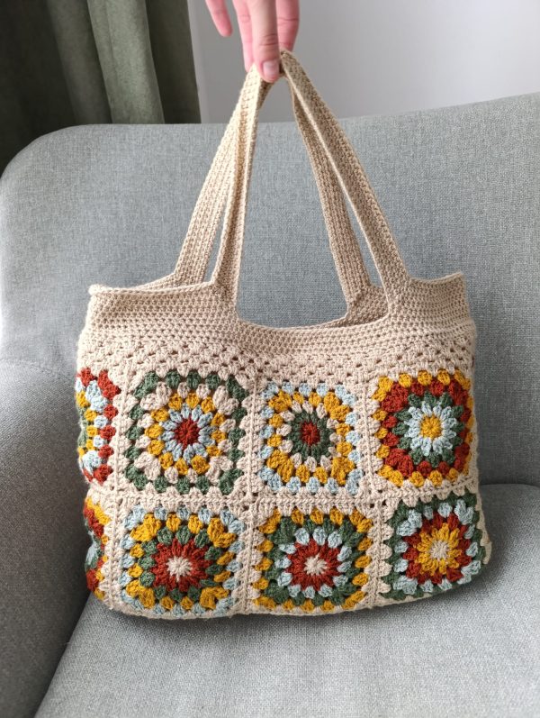 Earth tone crochet granny square bag with magnetic closure and felt lining